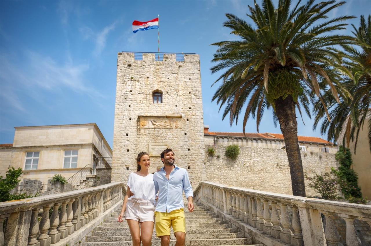 Aminess Vival Port9 Residence Korcula Town Luaran gambar