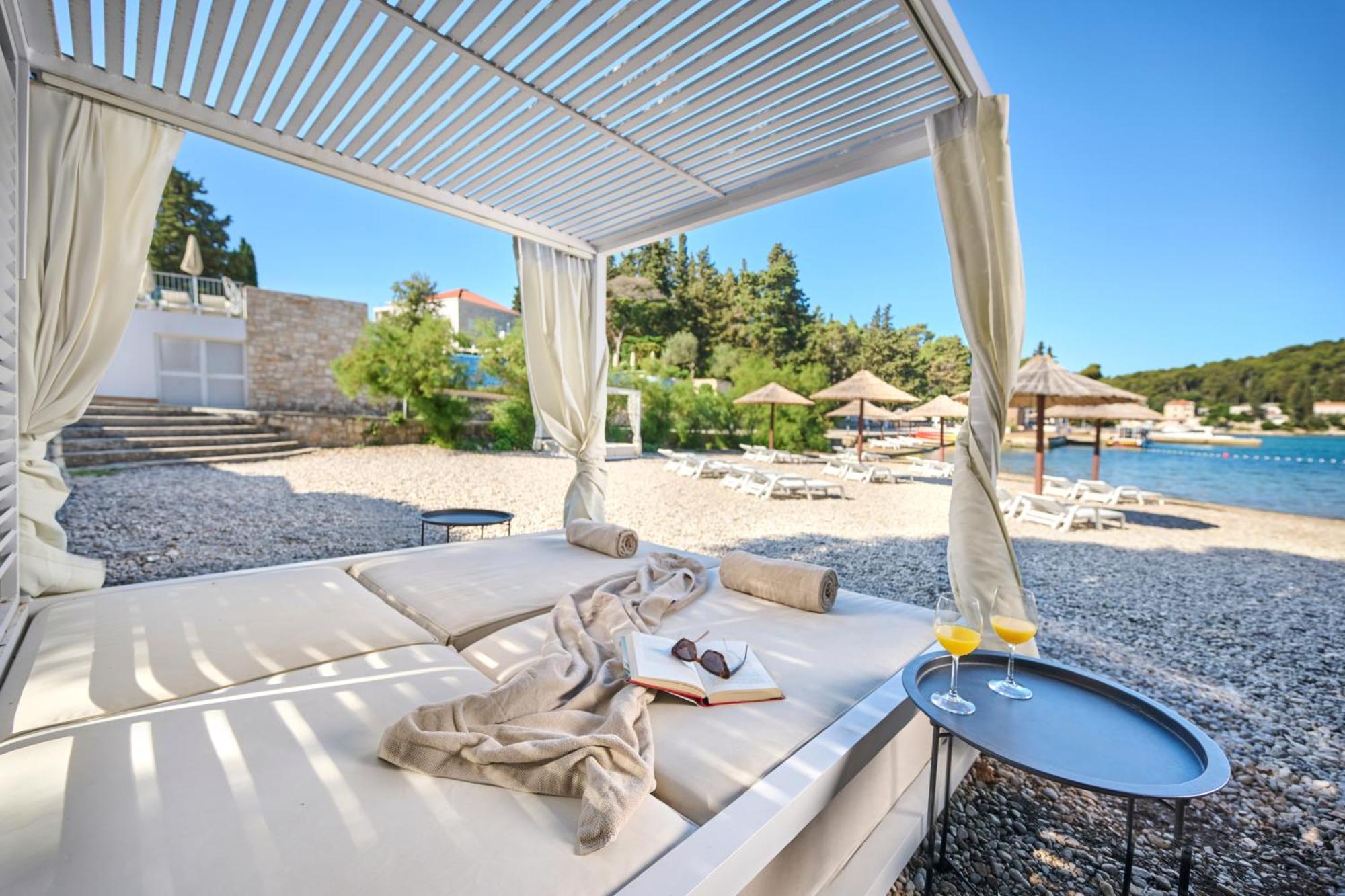 Aminess Vival Port9 Residence Korcula Town Luaran gambar